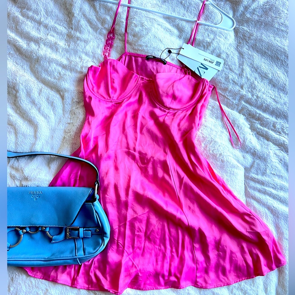NWT ZARA LITTLE DRESS